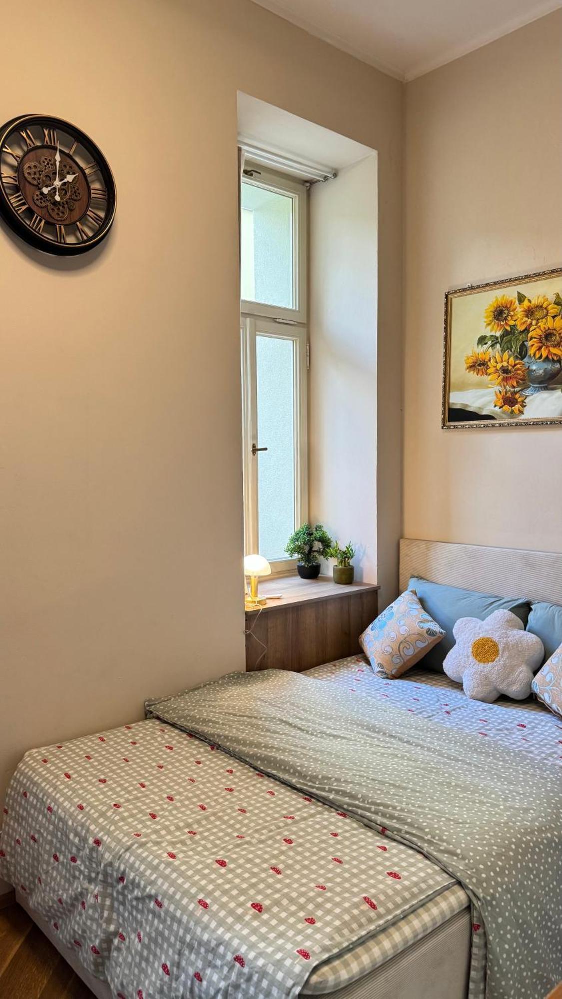Newly Renovated In Wenceslas Square Apartament